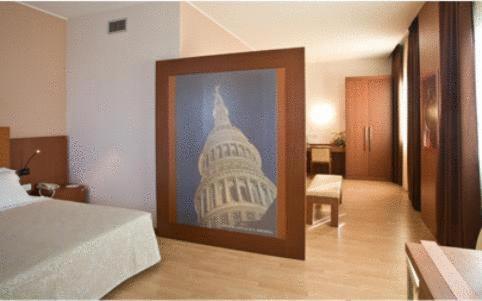 Hotel Mareschi Palace Новара Номер фото